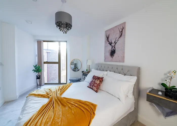 Lux 2 Bedrooms - 2 Bathrooms - F7